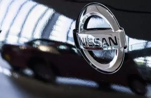 Nissan Uji Coba Mobil Tanpa Sopir Bulan Depan