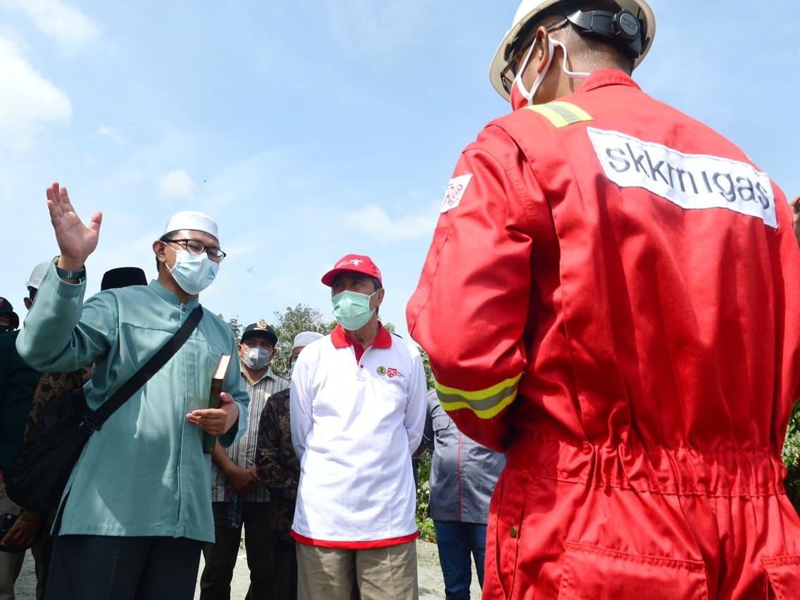 Tinjau Lokasi Semburan Gas dan Lumpur di Ponpes Al-Ihsan Pekanbaru, Gubernur Syamsuar: Kami Minta Bersabar