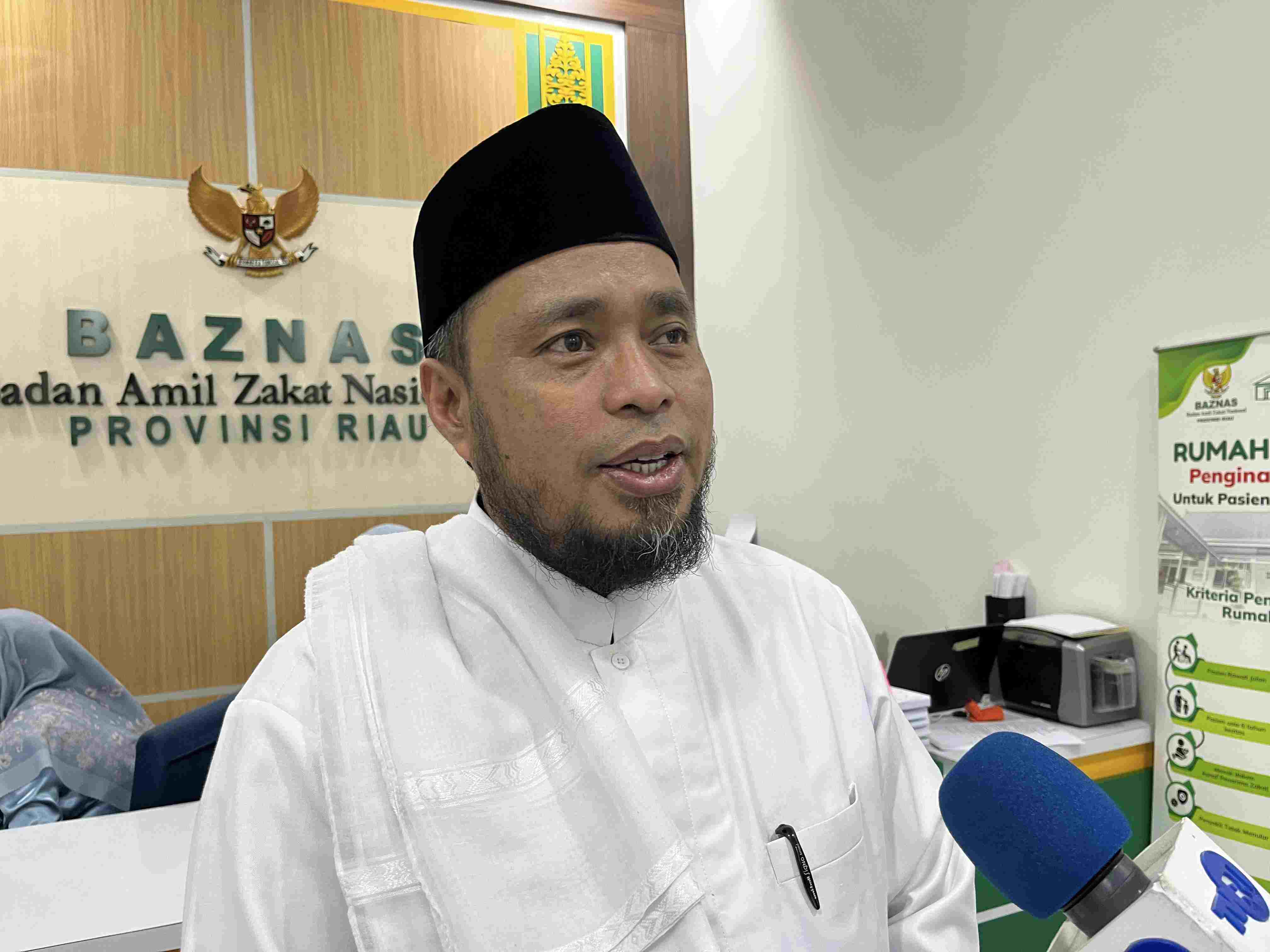 Baznas Riau Bakal Salurkan Bantuan Seragam Gratis Untuk 12 Ribu Siswa SMA di Riau