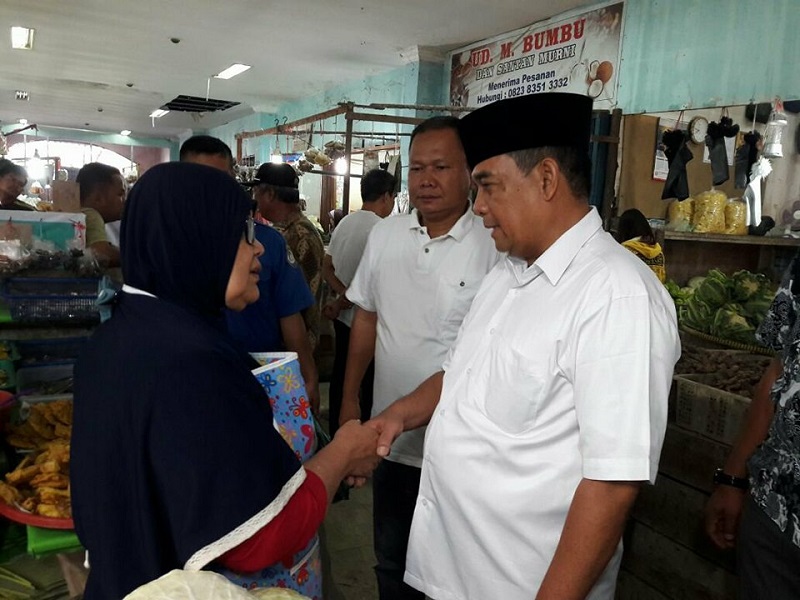 Saat Pulang Ketanah Kelahiran, Pedagang Pasar Terubuk Bengkalis Curhat Kepada Edy Nasution