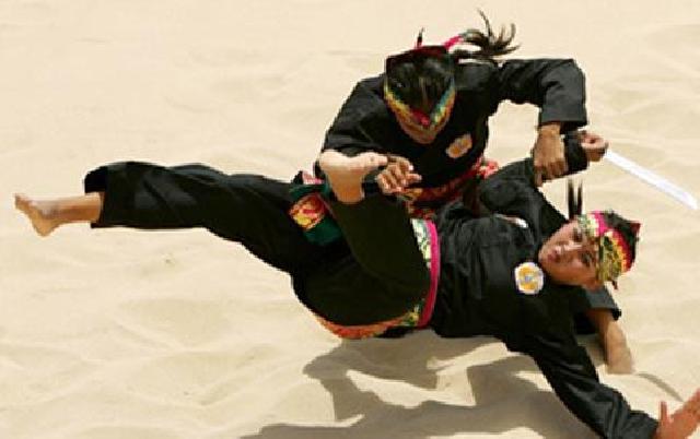 Riau Kumpulkan 'Pendekar'