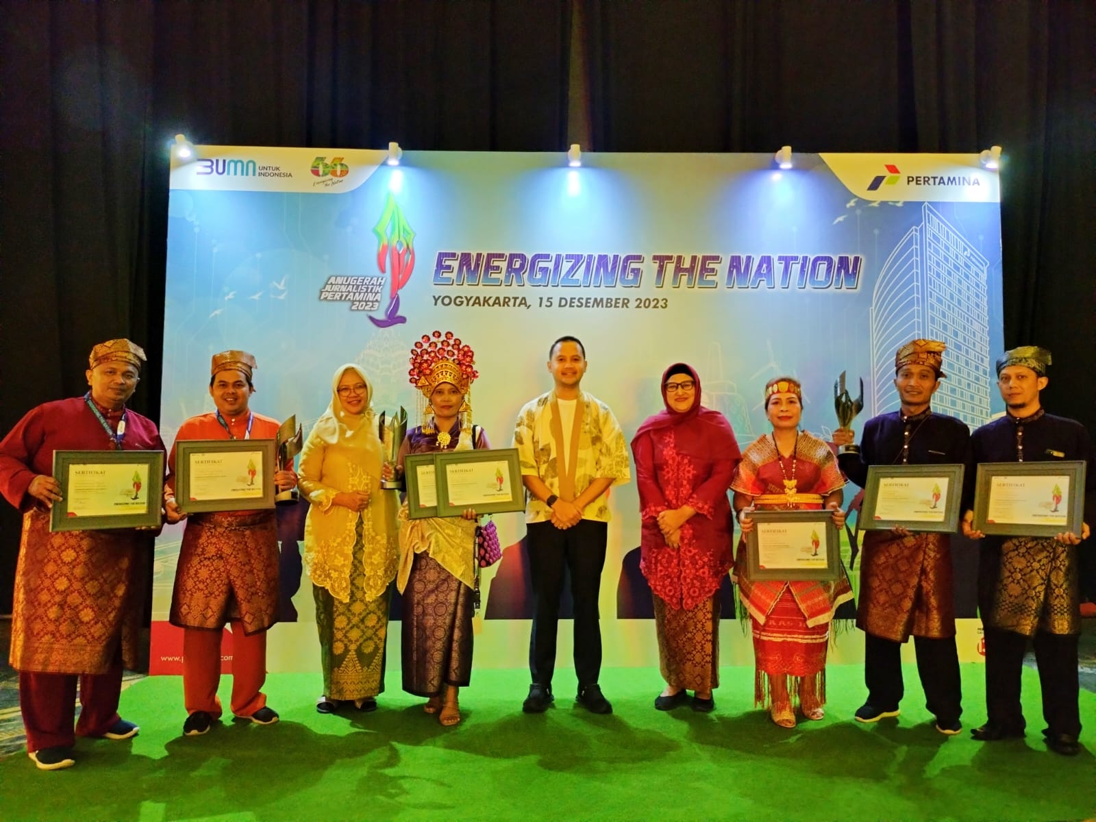 Garap Karya Program PHR, 3 Wartawan Riau Juara Nasional AJP