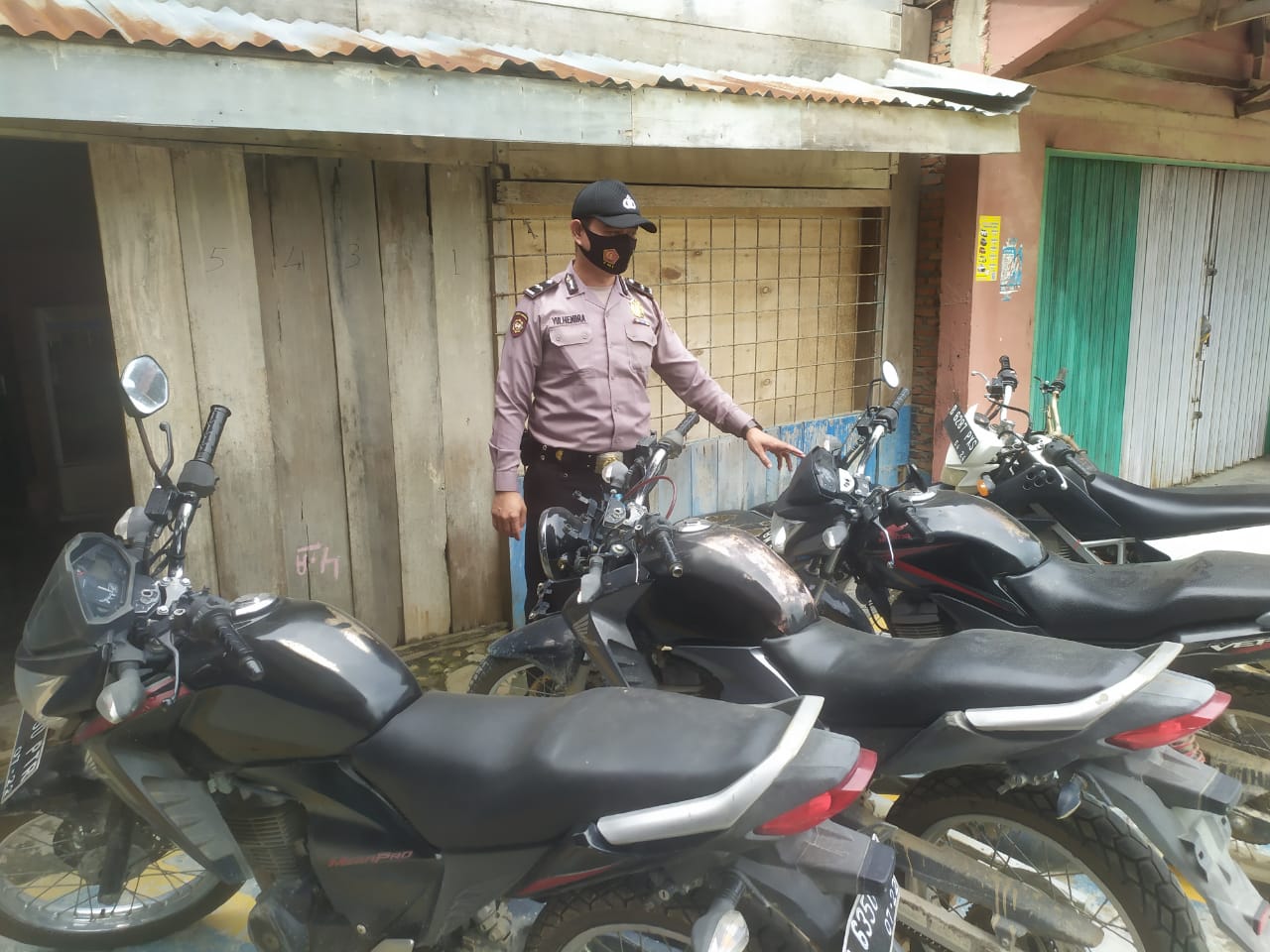 Patroli KRYD, Polsek Langgam Pantau Penerapan Prokes Warga