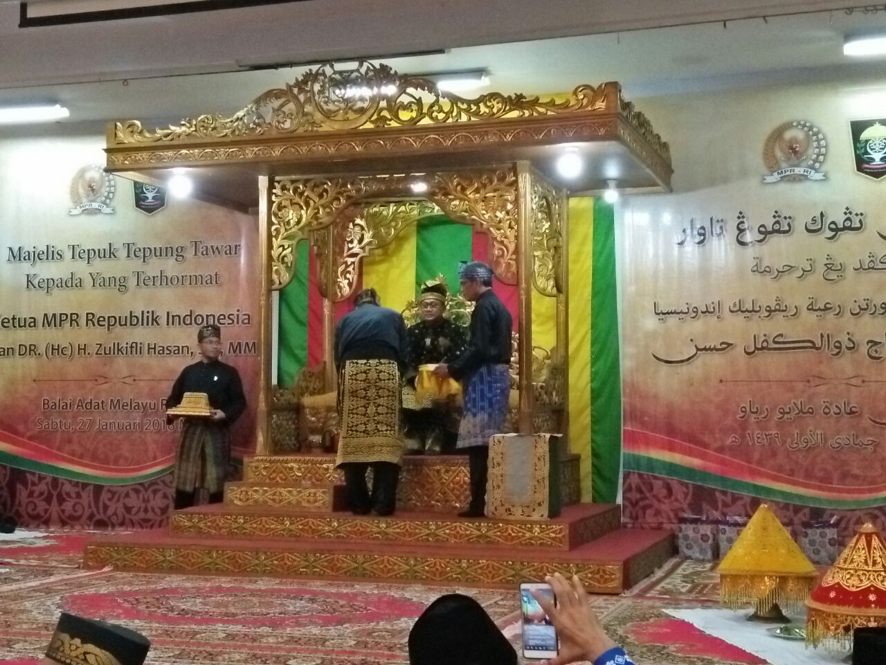 Di Pekanbaru, Zulkifli Hasan Minta Semua Pihak Tolak LGBT