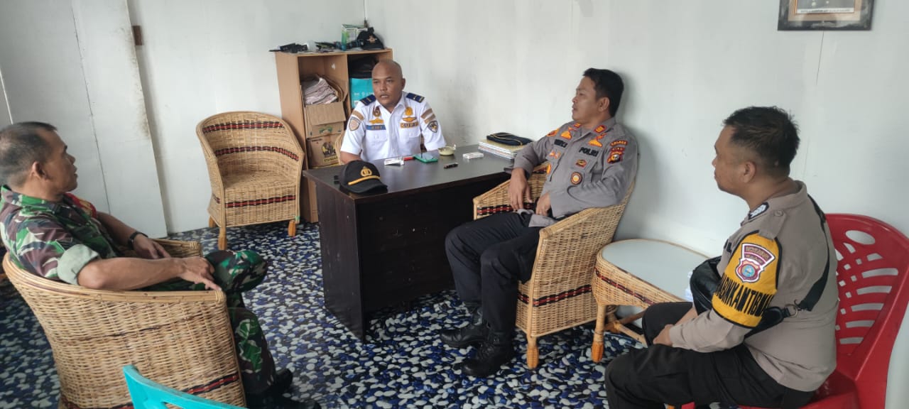 Kapolsek Mandah Tinjau Persiapan Pemilu 2024 di Desa Belaras Inhil