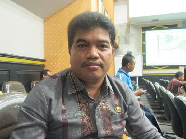 Abdul Jamal: Dana BOS Tahap I Cair, Alokasi Gaji Honorer di Pekanbaru Tak Sampai 50 Persen