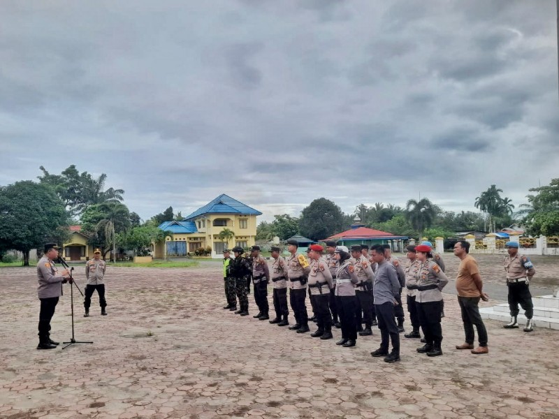 Kapolsek TPTM Pimpin Apel Kesiapsiagaan Pengamanan PPK Pasca Pilkada 2024 di Tanah Putih Tanjung Melawan