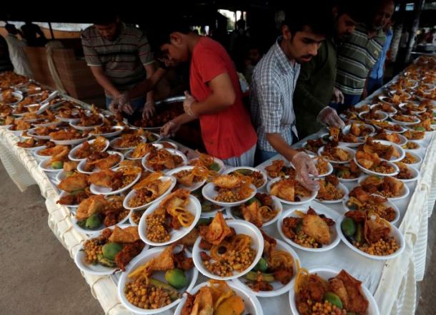 Mesir Juga Tiadakan Buka Puasa Bersama dan Tarawih Berjemaah