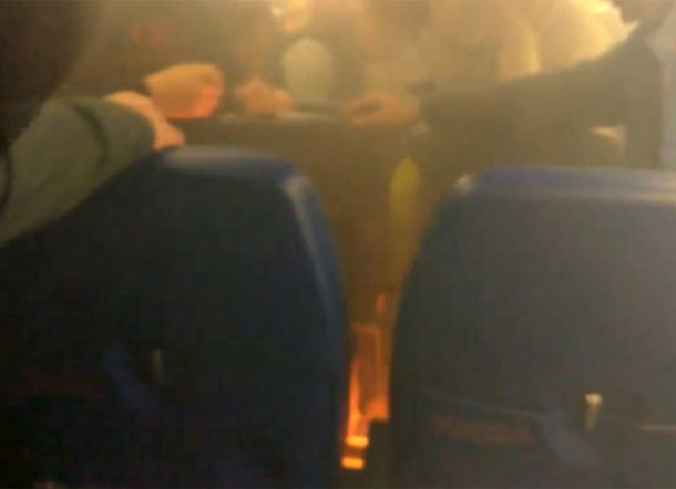 Powerbank Meledak, Pesawat ke Hong Kong Mendarat Darurat