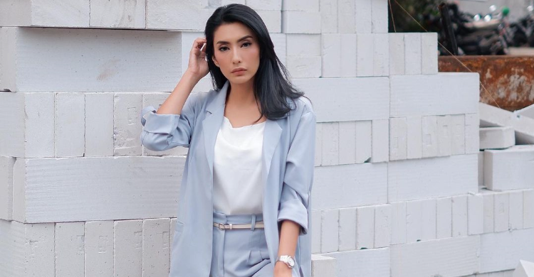 Tyas Mirasih, Resmi Menjanda