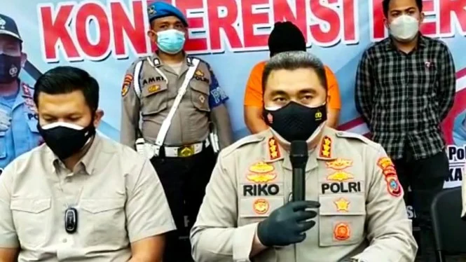 Guru Bejat Cabuli 2 Siswinya, Korban Diberi Rp20 Ribu untuk Ongkos