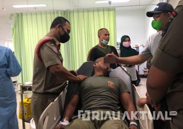 Tak Terima Rahang Suami Patah, Istri Oknum Satpol PP Pekanbaru Lapor Polisi