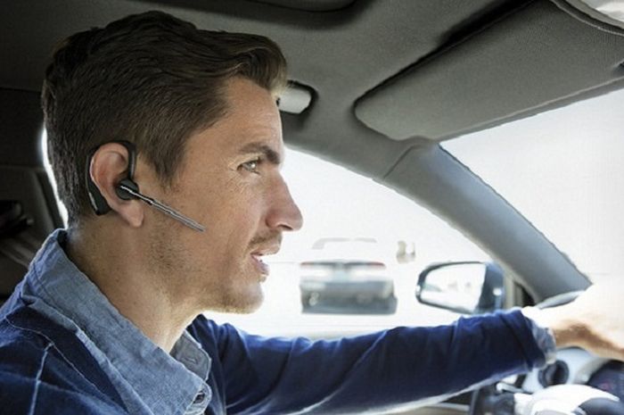 Detail Larangan Merokok, Setel Musik, dan Ber-GPS dari Polisi