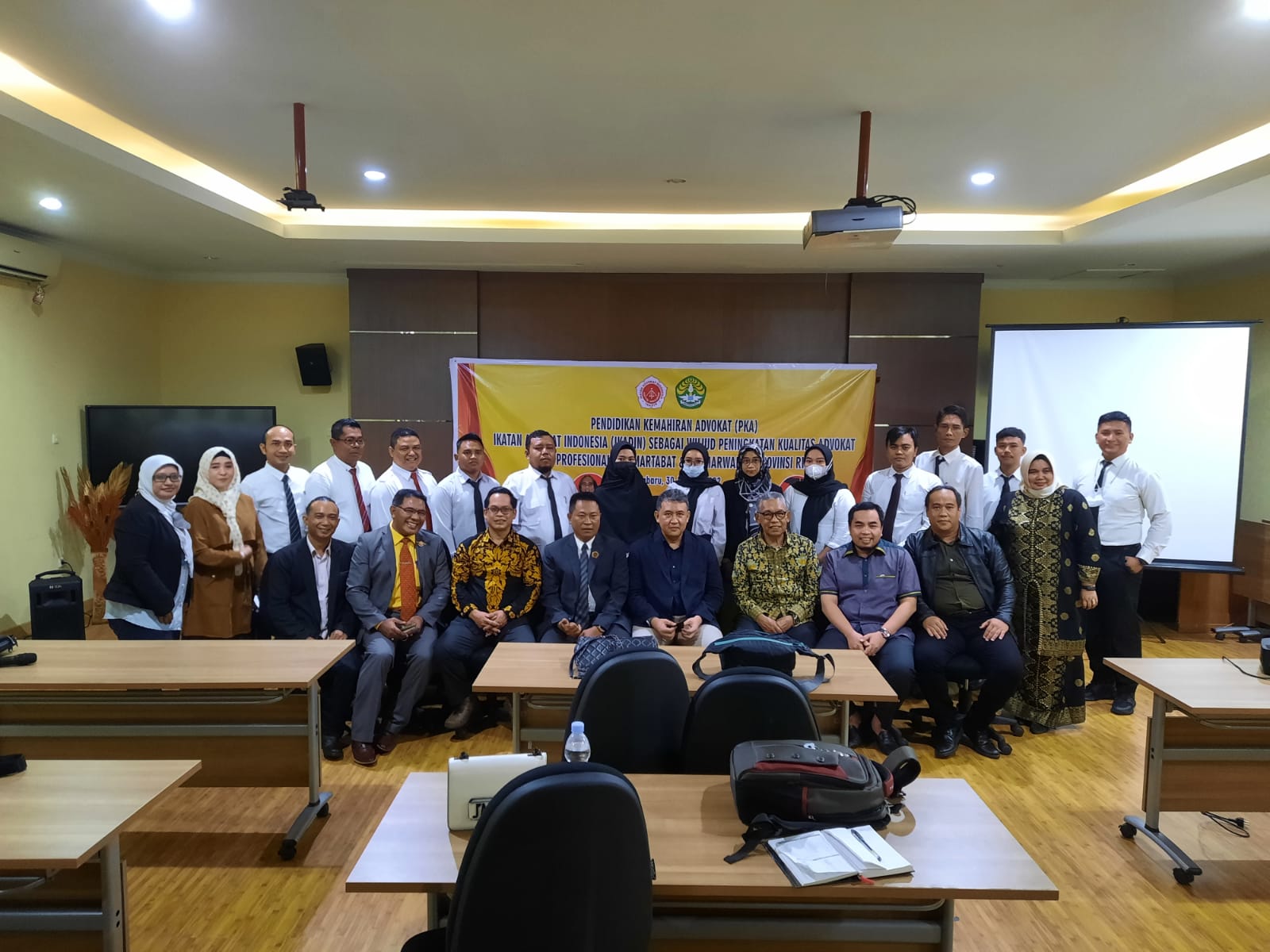 Ikadin Riau Gelar Pendidikan Kemahiran Advokat Bersama Fakultas Hukum Unri