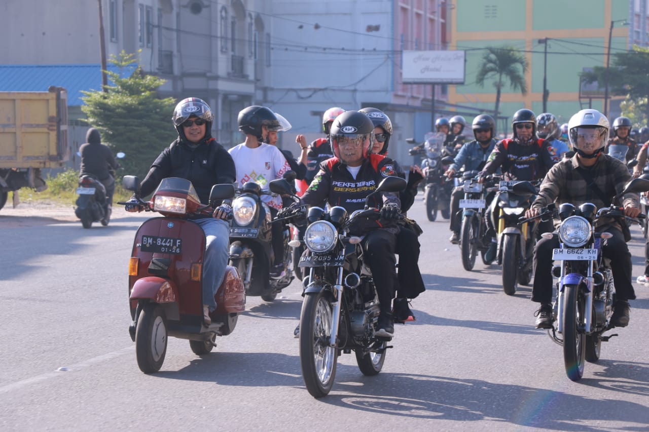 Pj Wali Kota Pekanbaru Pimpin Konvoi Ribuan Motor di Ajang Sunmori