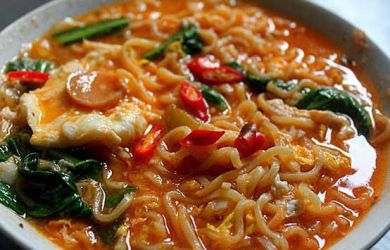 Enak Sih, Cuma Sederet Makanan Ini Akan Berbahaya Jika Dimakan Pas Sahur