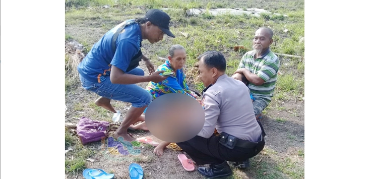 Viral, Video Perwira Polisi Bantu Ibu Melahirkan di Jalan