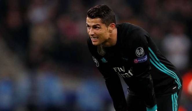 Sikap Kurang Ajar Madrid dan Karma dari Raul untuk Ronaldo