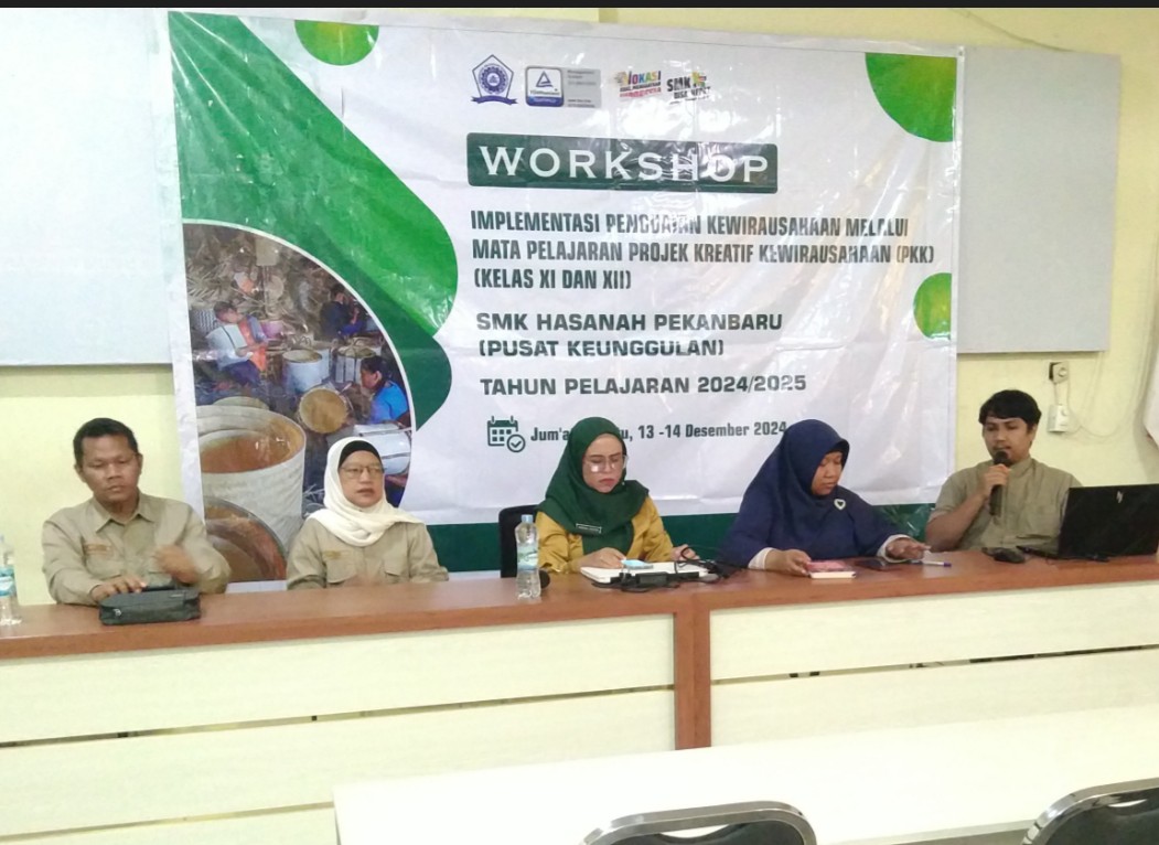 Vision Training Center Pekanbaru Gelar Pelatihan Barista di SMK Swasta Hasanah