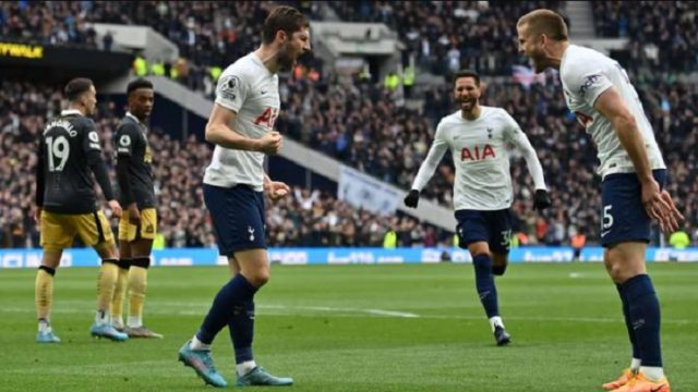 Pesta Gol ke Gawang Newcastle, Spurs Tembus 4 Besar