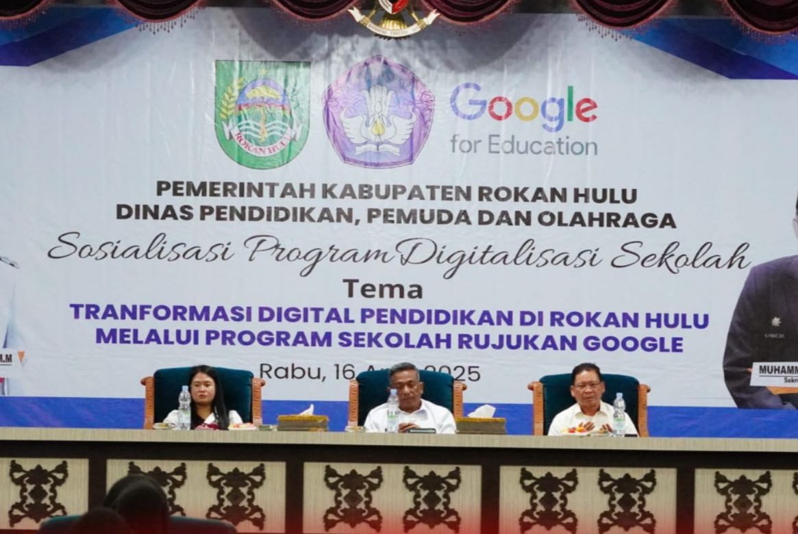 Bupati Anton: Tingkatkan Literasi Digital, Kembangkan Sekolah Rujukan Google di Rokan Hulu