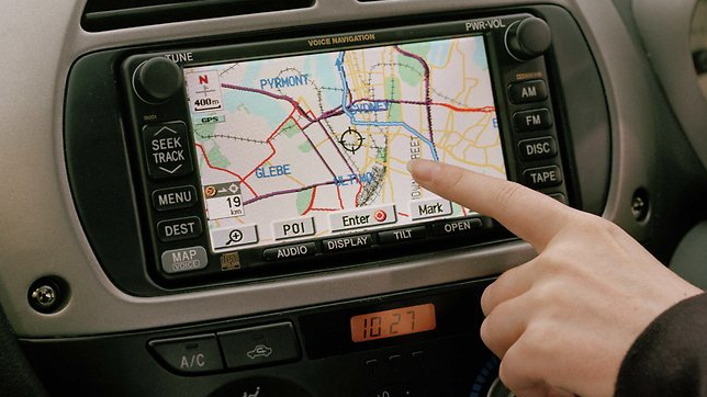 Bisnis GPS Navigasi Nggak Moncer Lagi Sejak Bisa Buka 'Peta' di HP