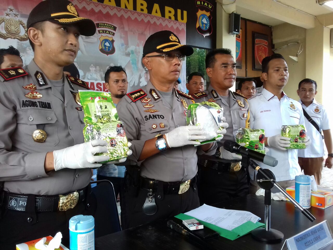 Bawa Sabu 4 Kg Dalam Tas Ransel, Khairul Amri Warga Aceh Ditangkap Polisi di Pekanbaru