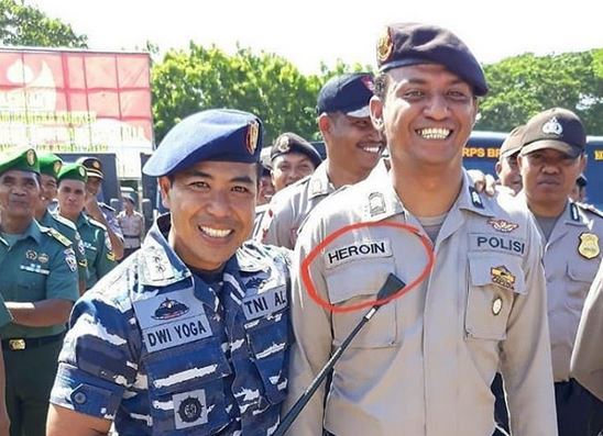 Bernama Heroin, Polisi Ini Mendadak Viral