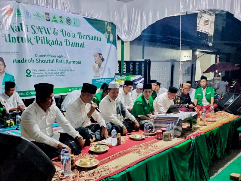 Peringatan Maulid Nabi dan Doa Bersama di Pekanbaru, Mendoakan Pilkada Damai dan Persatuan Masyarakat