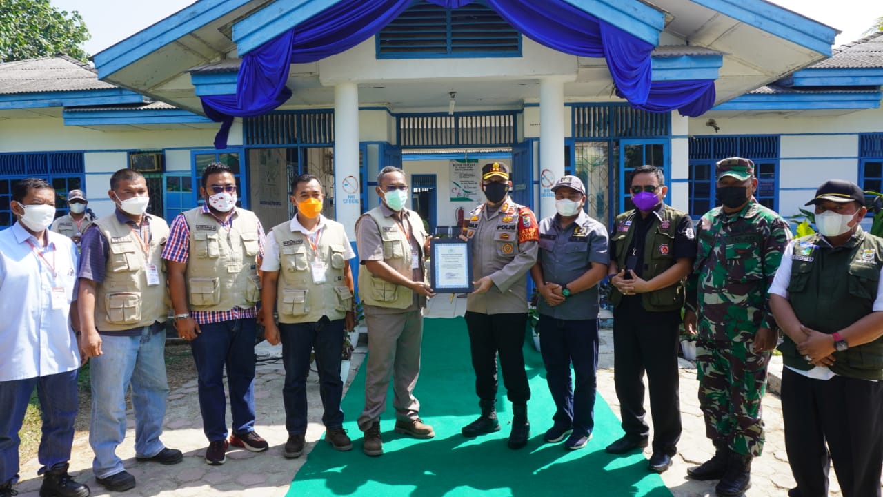 Kapolres Pelalawan Kunjungi Giat Vaksinasi Gotong Royong yang di Taja Perusahaan