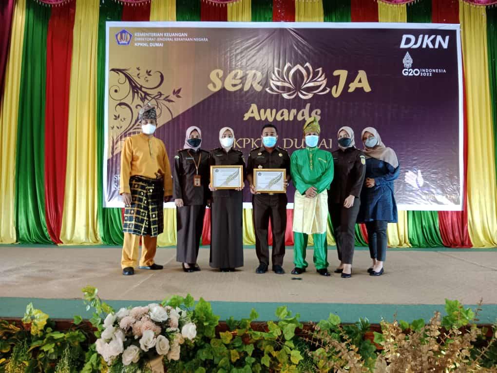 Kejari Dumai Raih Dua Penghargaan Dari KPKNL