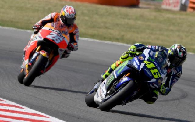 Rossi Akui Tidak Bisa Kabur dari Kejaran Pedrosa
