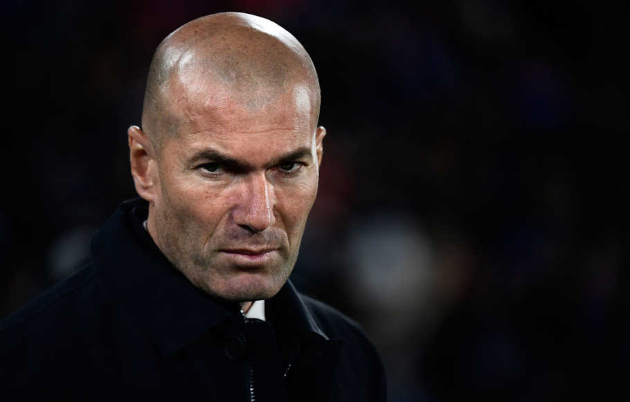 Zidane Turut Panaskan Persaingan Kursi Pelatih MU