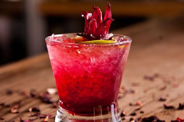 3 Resep sirup bikinan sendiri untuk sajian Lebaran