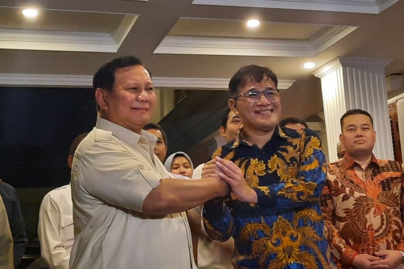 Politisi PDIP Budiman Sudjatmiko Lakukan Pertemuan Tertutup dengan Prabowo