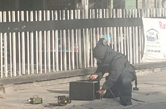 Koper Diduga Bom Didepan Gereja HKBP Pekanbaru Isinya Hanya Kotak Kaset Rusak