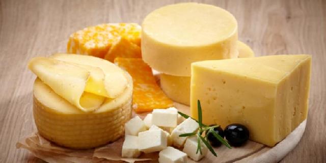 Meski Tinggi Lemak, Keju Melindungi Kesehatan Jantung