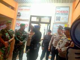 Polres Kuansing Gelar Patroli Gabungan untuk Pastikan Keamanan Kantor Bawaslu Selama Pilkada 2024