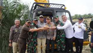 Petani di Pelalawan Serahkan 311 Hektare Lahan Sawit ke Negara