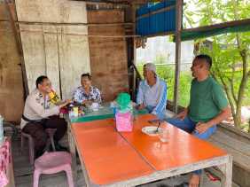 Polsek Katemen Cooling System dan Imbauan Pemilu Damai 2024 di Desa Air Tawar