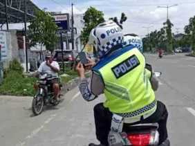 Ada Kamera ETLE Mobile yang Siap Merekam Pelanggaran Berlalulintas di Pekanbaru