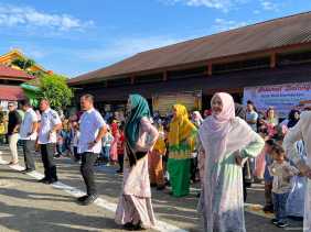 Wali Kota Pekanbaru Agung Nugroho Tinjau MPLS di TK Negeri Pembina 2, Ikut Senam Bersama Anak-Anak