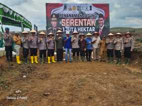 Kapolres Kuansing Resmi Launching Penanaman Jagung Serentak 1 Juta Hektar, Dukung Swasembada Pangan 2025