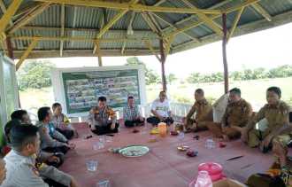 Polsek Teluk Meranti Gelar Rapat Koordinasi Tingkatkan Ketahanan Pangan