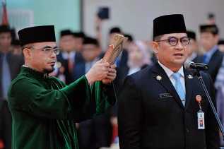Syahrial Abdi Resmi Dilantik Sebagai Sekretaris Daerah Provinsi Riau