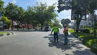 Pemotor Tabrak Mobil Box di Pekanbaru, Warga Inhil Luka di Kepala