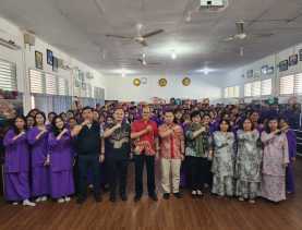 Datangi SMAN 1 Pekanbaru, Ditresnarkoba Polda Riau Pesankan Pemilu Damai