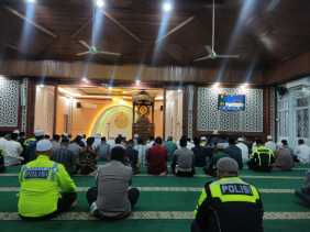 Satlantas Polres Kuansing Gelar Salat Subuh Berjamaah untuk Dukung Pilkada Damai 2024