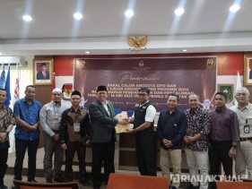 Mantap Maju DPD RI, M Mursyid Daftarkan Dirinya ke KPU Riau