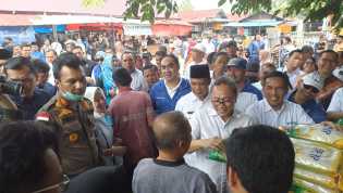 Tinjau Pasar Palapa, ini Pesan Mendag RI ke Pj Wako